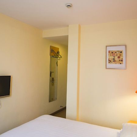 Home Inn Hangzhou North Zhongshan Road Fengqi Road Metro Station エクステリア 写真